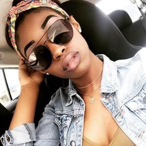 Meet your Posher, Kovey